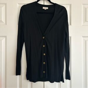 Fitted Lightweight V-Neck Black Cardigan